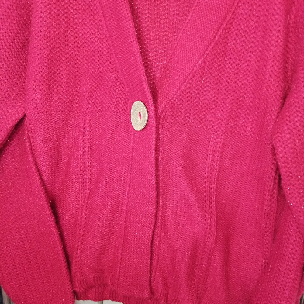 Red single button front cardigan - Picture 5 of 7